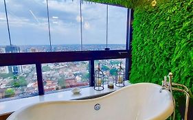 Luxury Collection - Loft com Banheira 33º Ed Vertigo